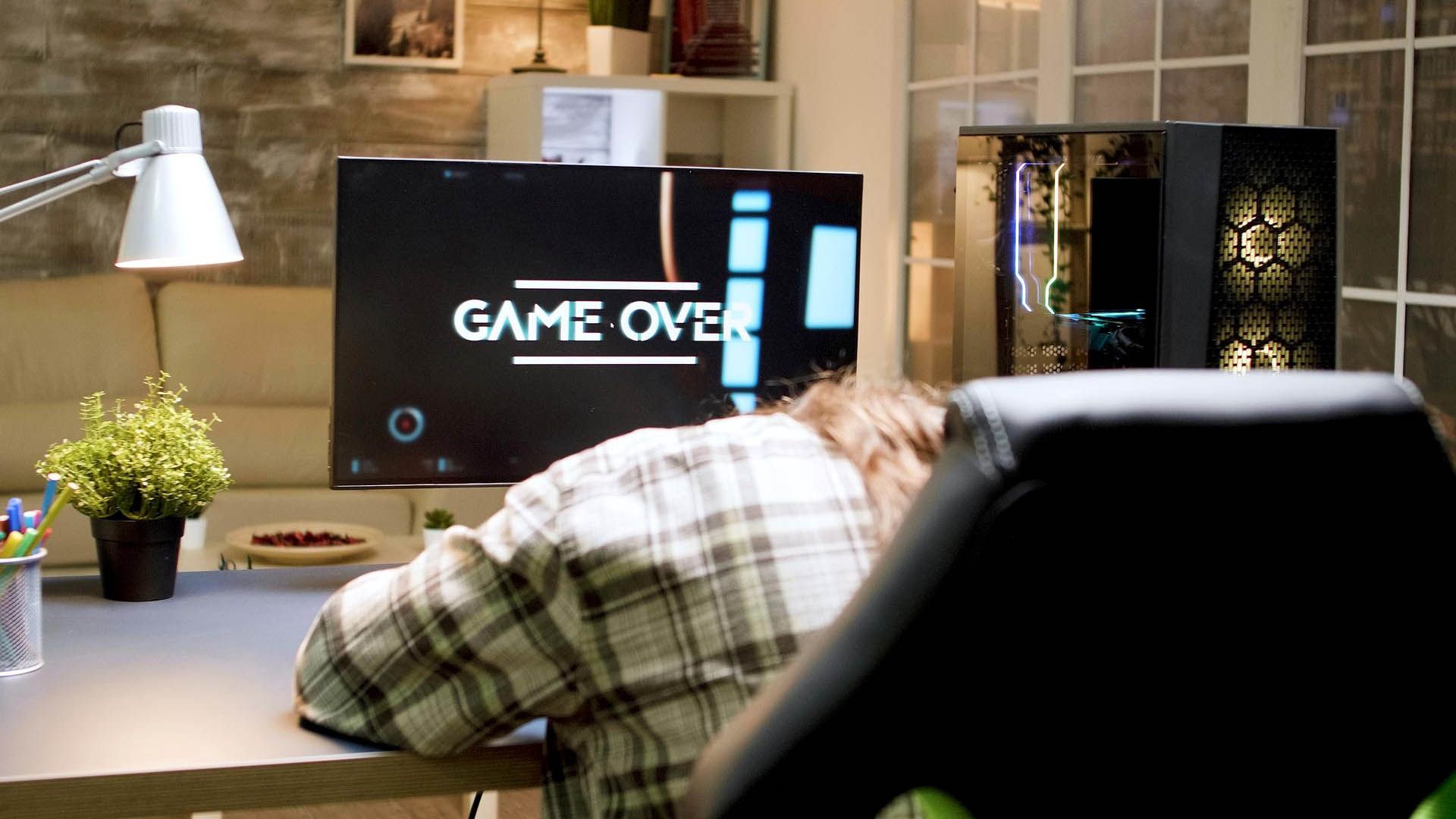 Gaming showing a game over screen